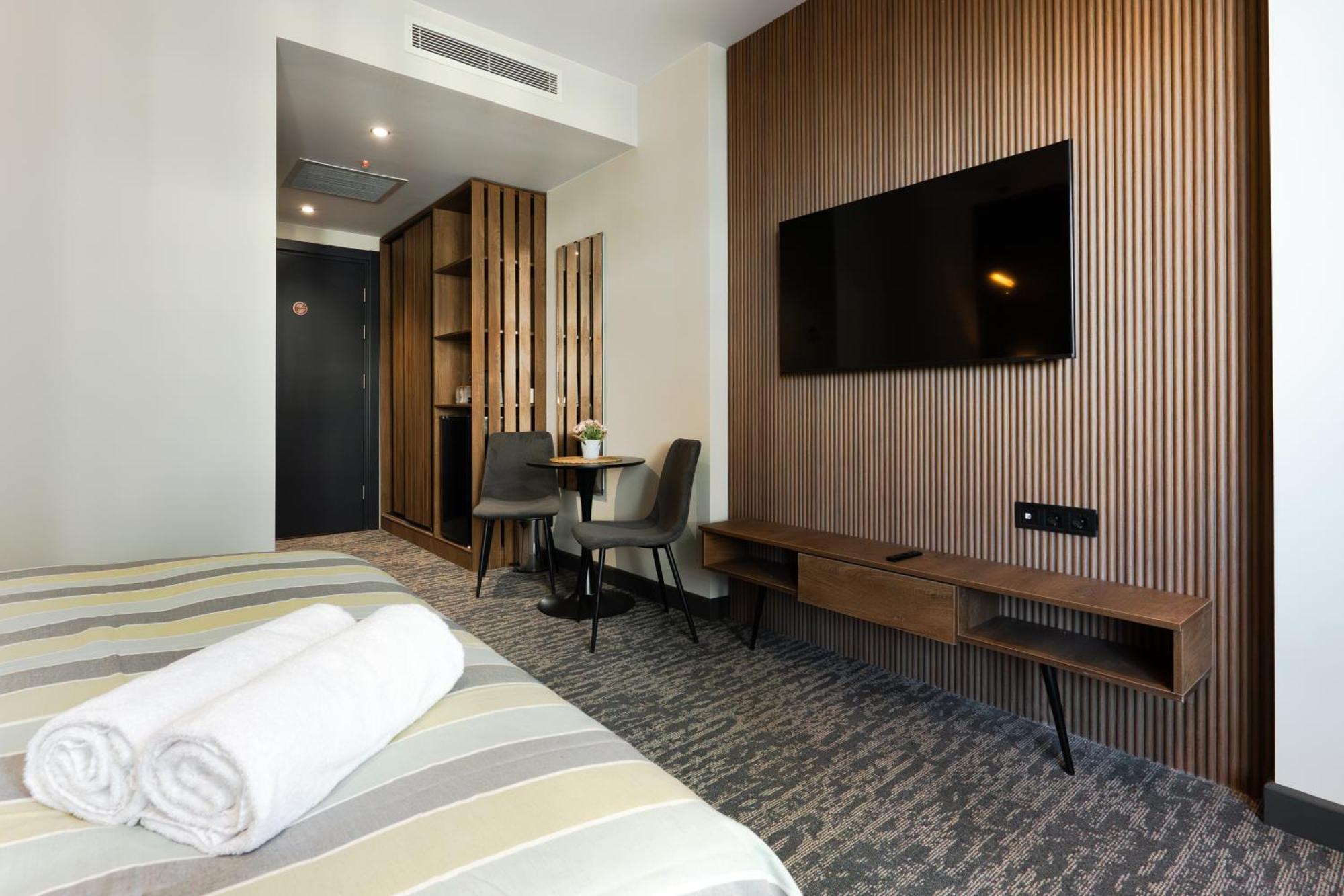 Nova Luxe Hotel & Residences 巴统 外观 照片