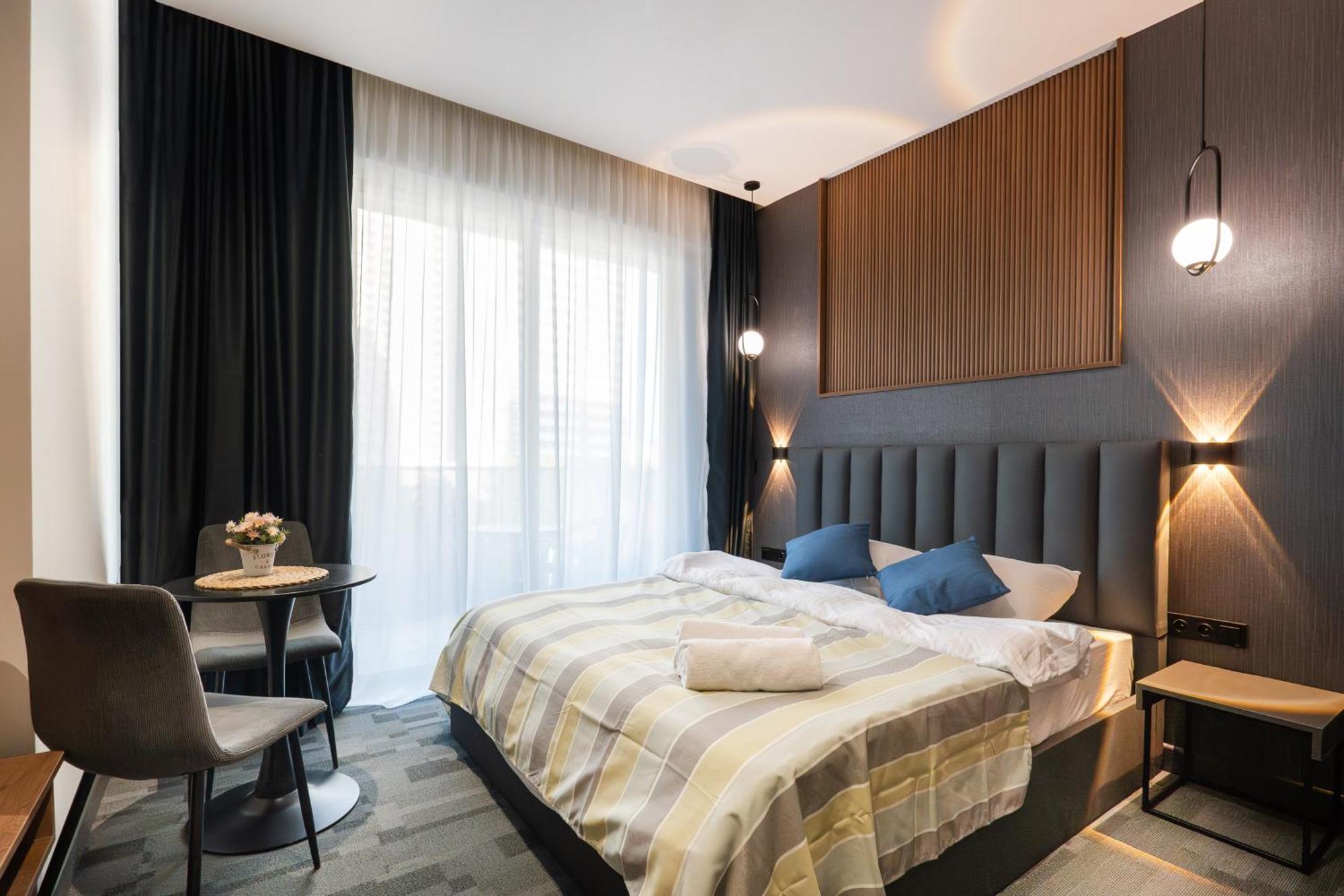 Nova Luxe Hotel & Residences 巴统 外观 照片