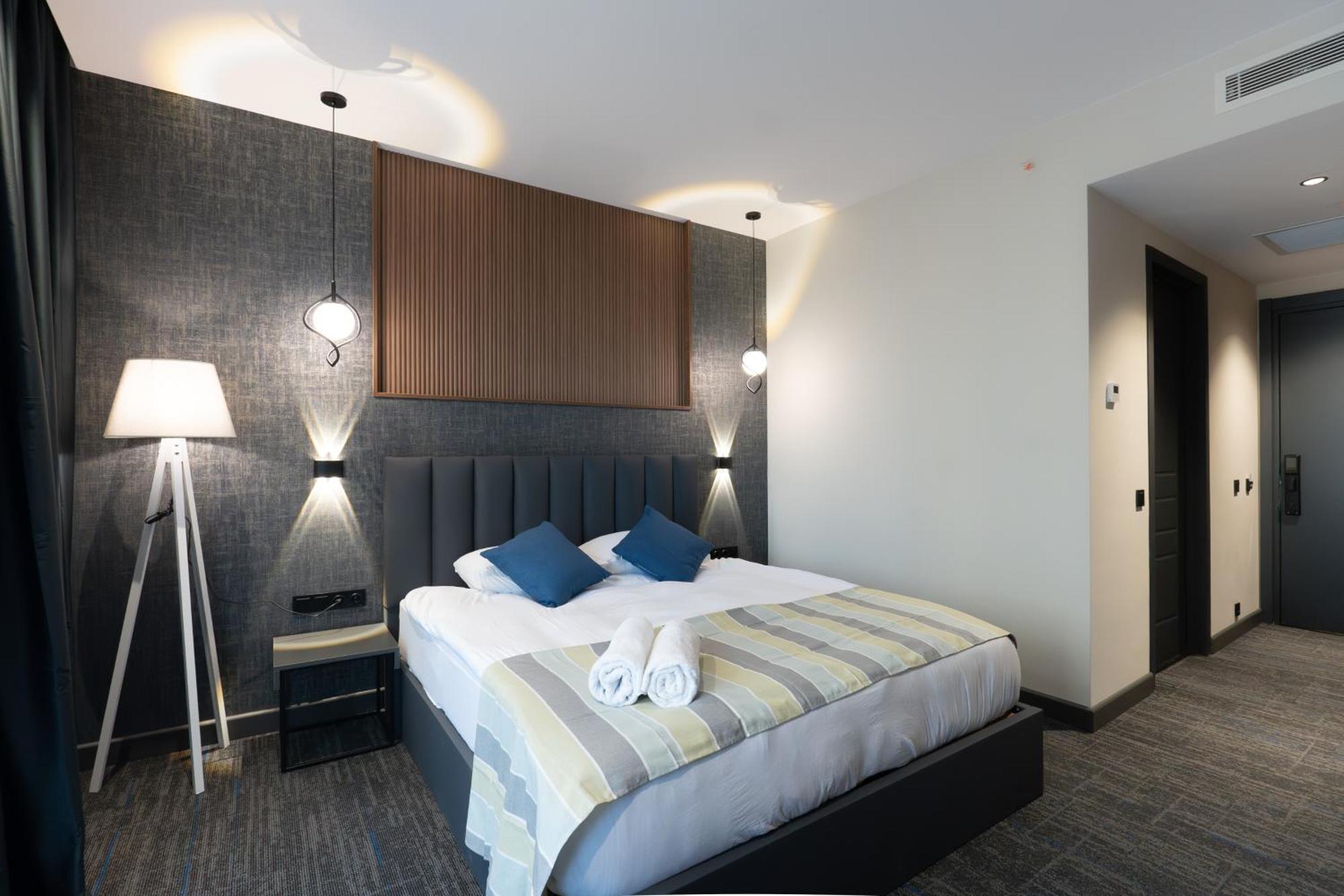 Nova Luxe Hotel & Residences 巴统 外观 照片