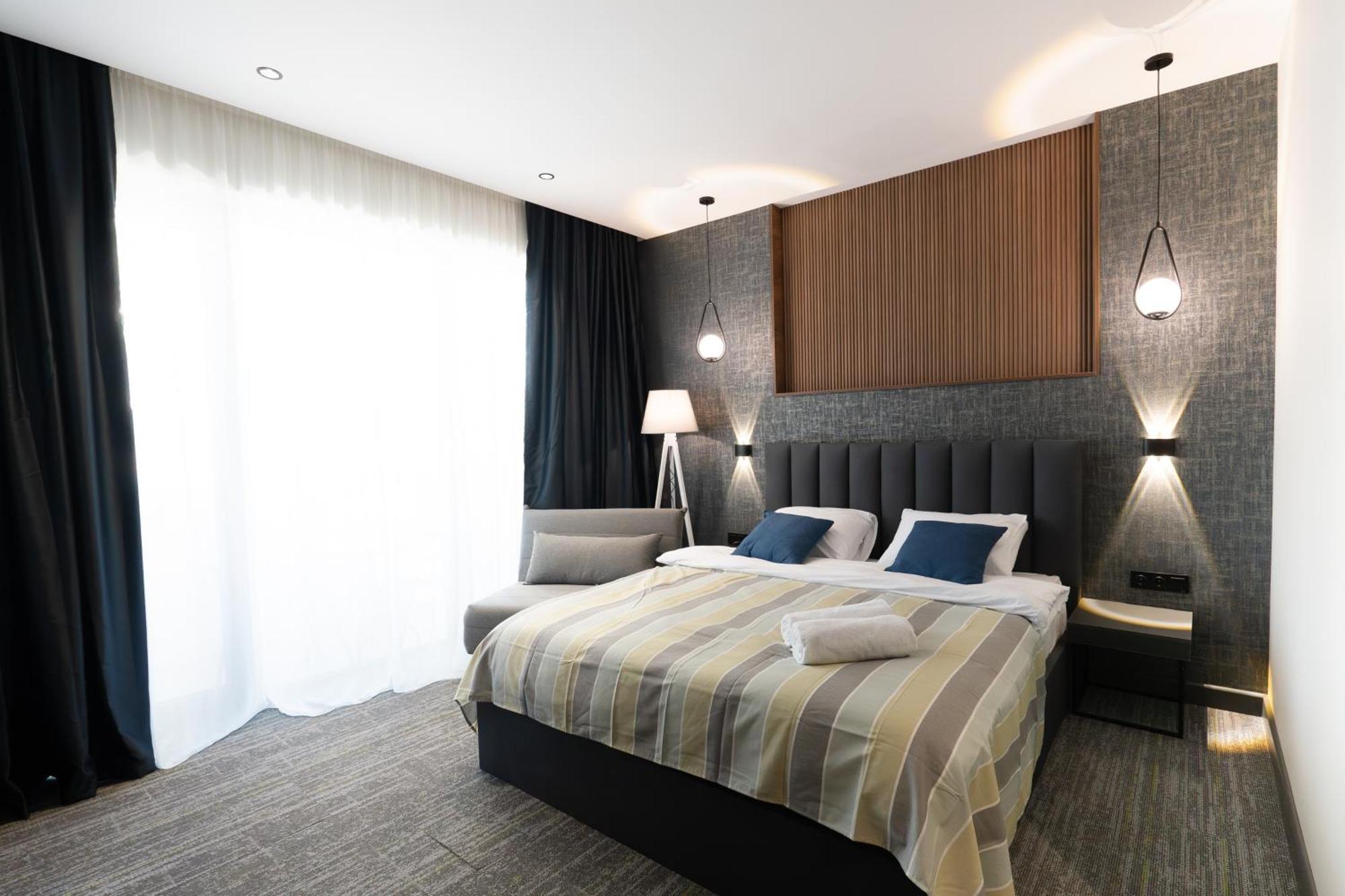 Nova Luxe Hotel & Residences 巴统 外观 照片