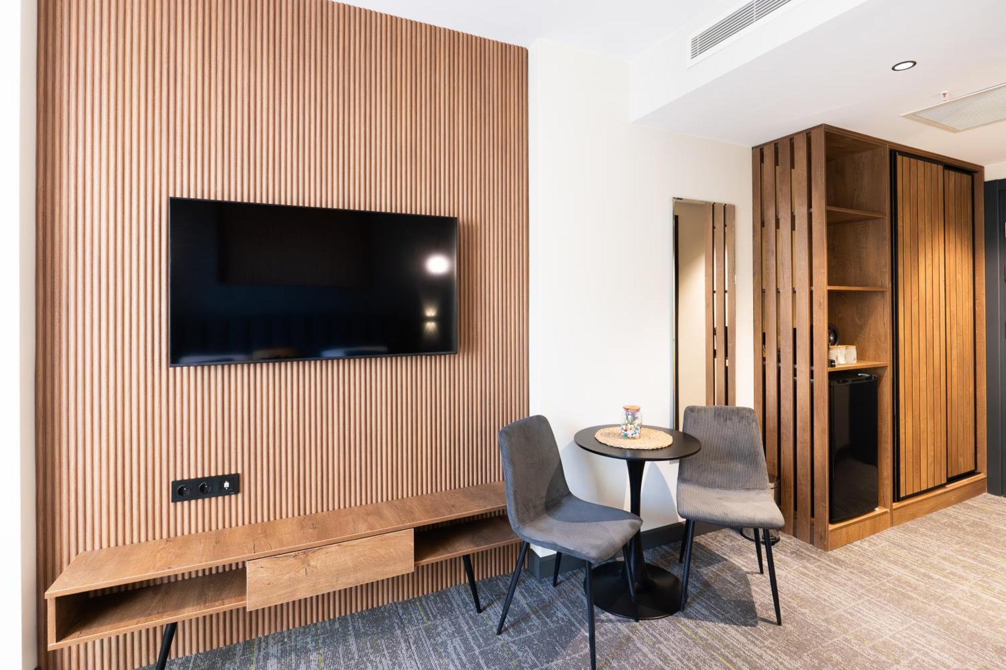 Nova Luxe Hotel & Residences 巴统 外观 照片