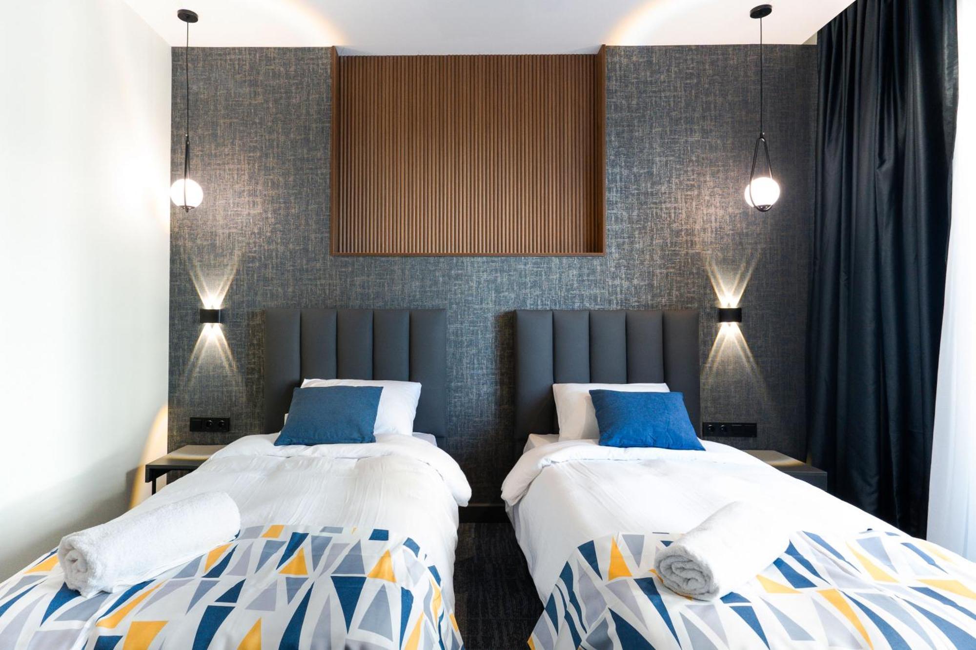 Nova Luxe Hotel & Residences 巴统 外观 照片