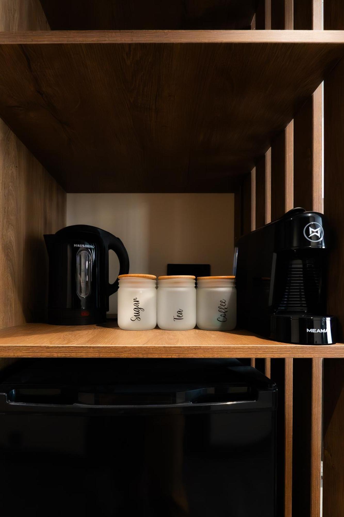 Nova Luxe Hotel & Residences 巴统 外观 照片