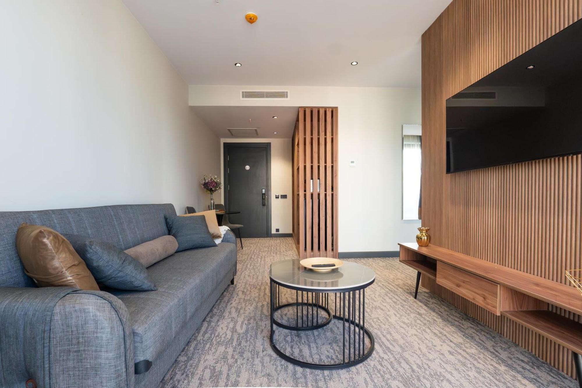 Nova Luxe Hotel & Residences 巴统 外观 照片